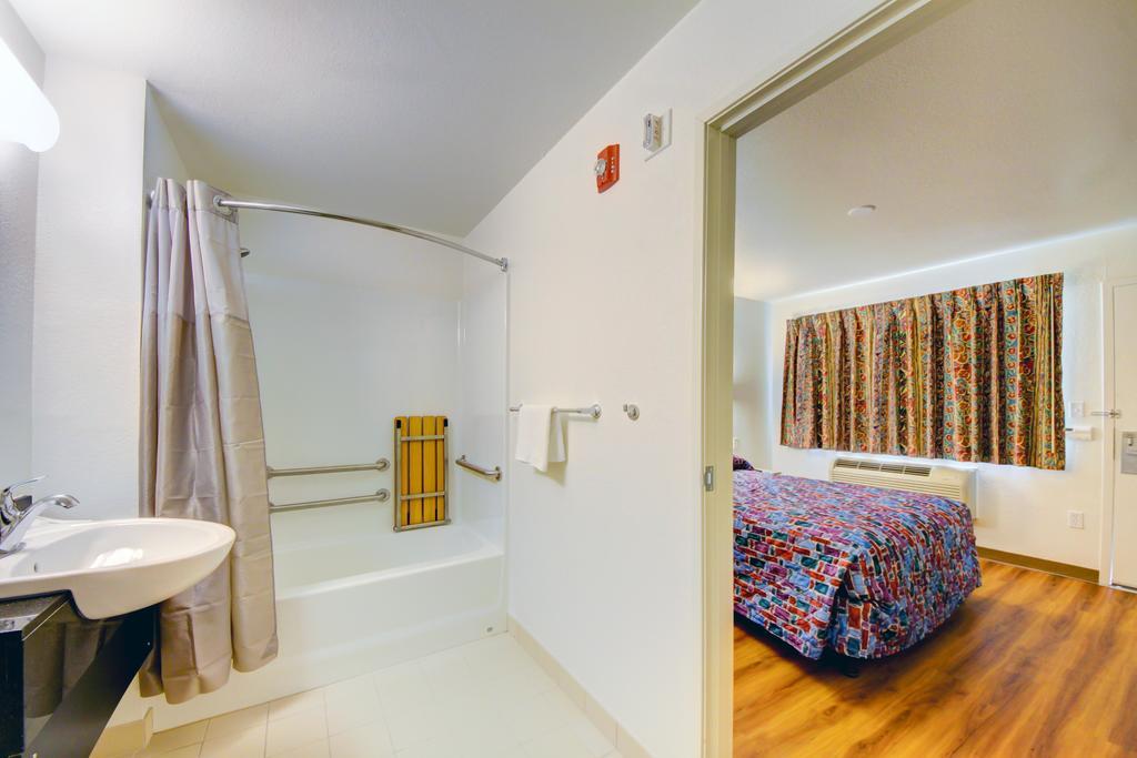Americas Best Value Inn Stillwater Buitenkant foto