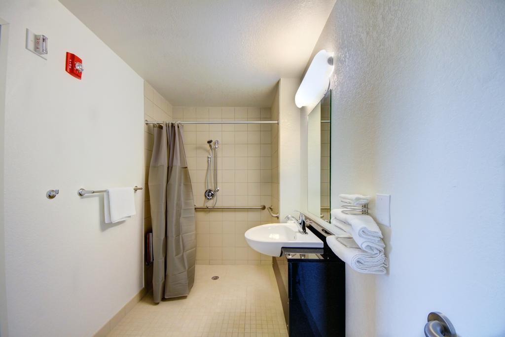 Americas Best Value Inn Stillwater Buitenkant foto