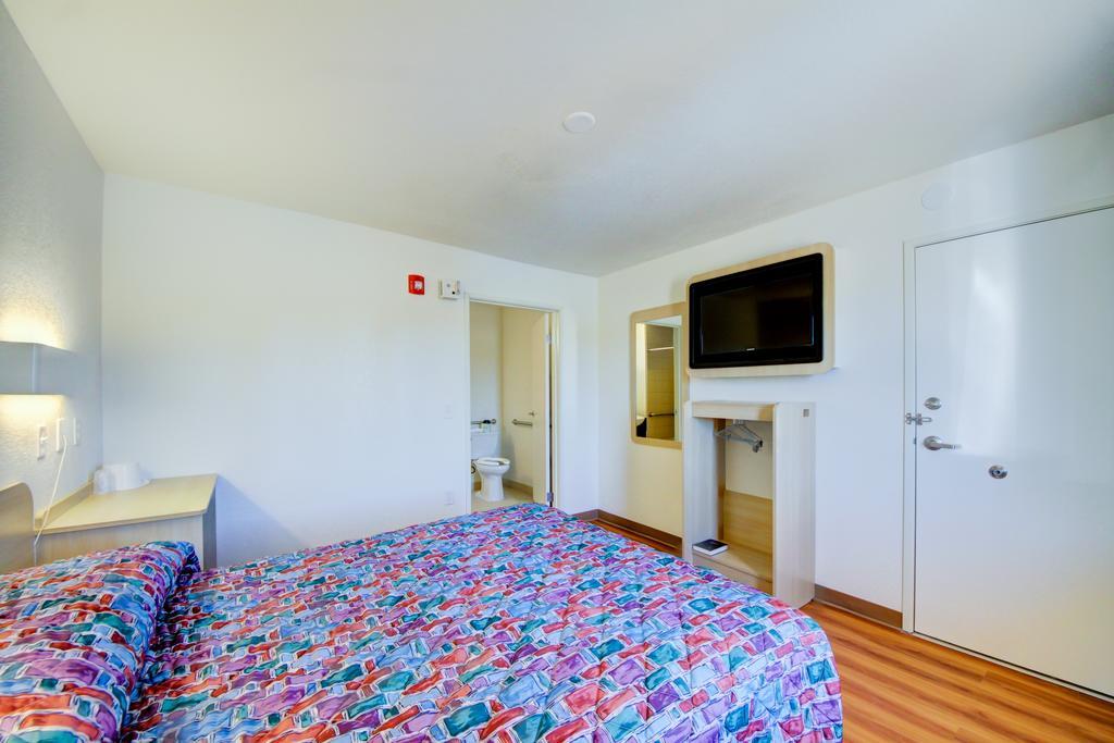 Americas Best Value Inn Stillwater Buitenkant foto